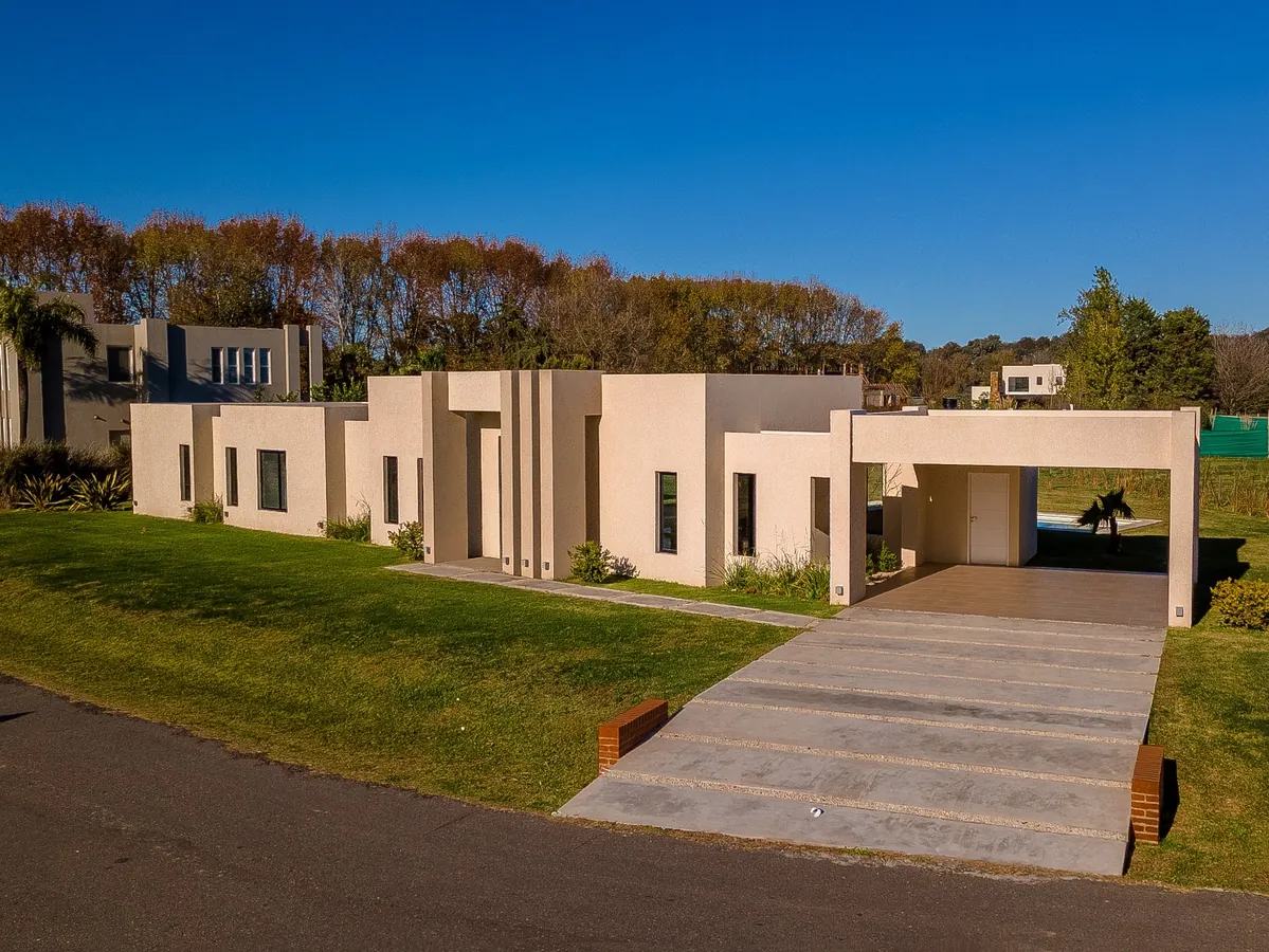Casa Sauce, construida por ABF